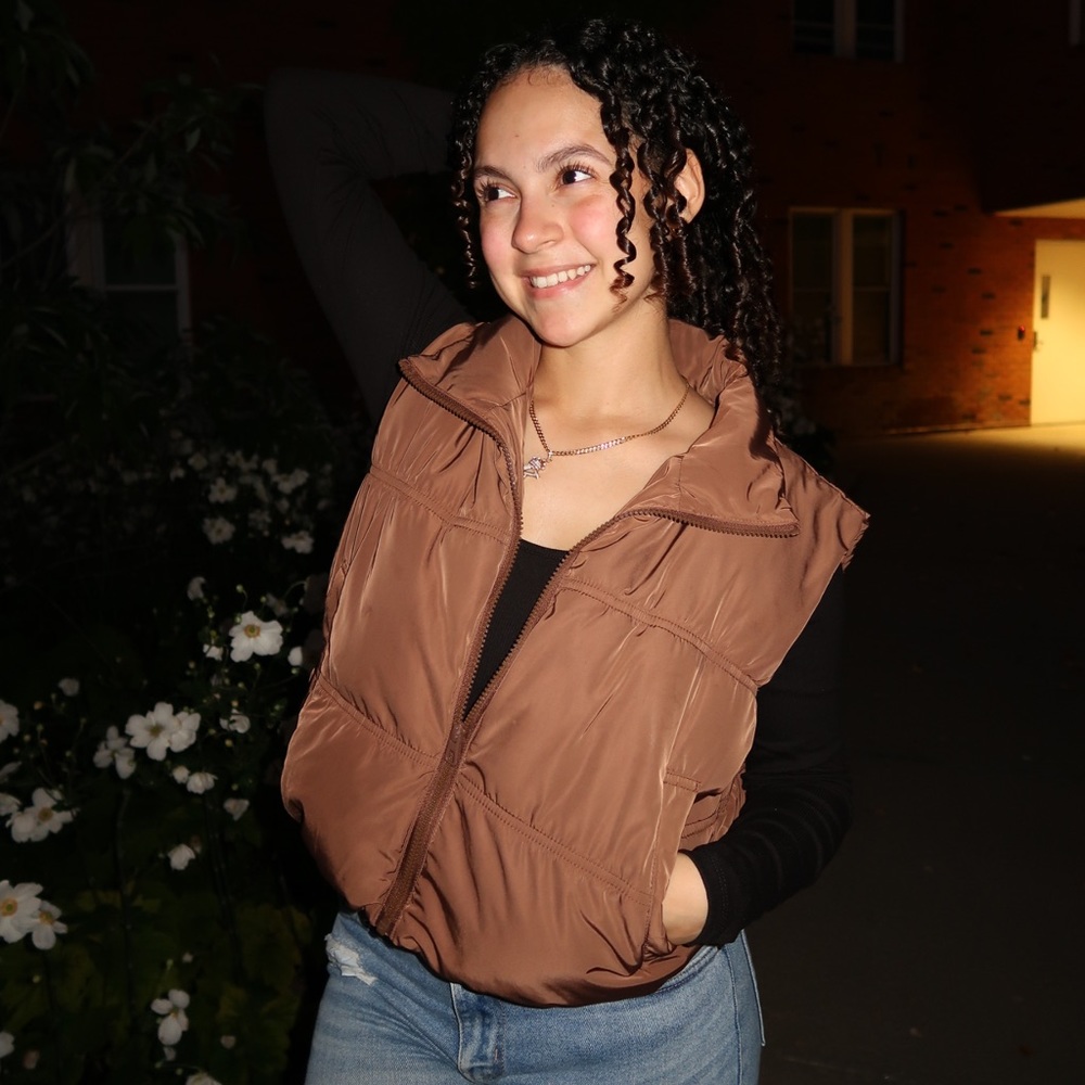 H&M Cropped Puffer Vest